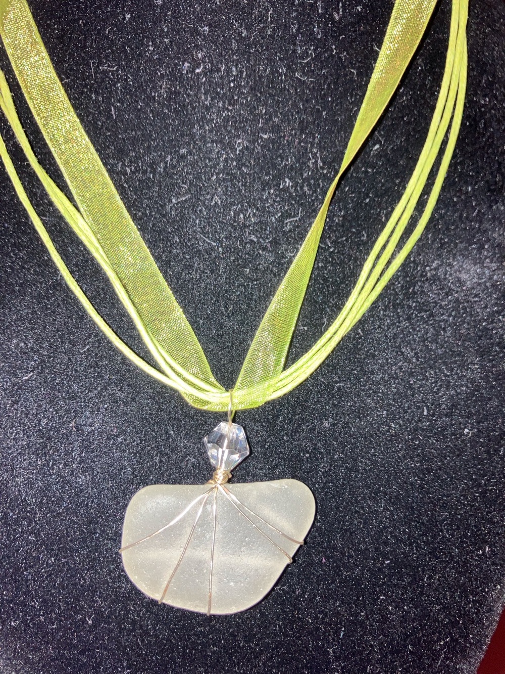 #131 handmade seaglass pendant necklace